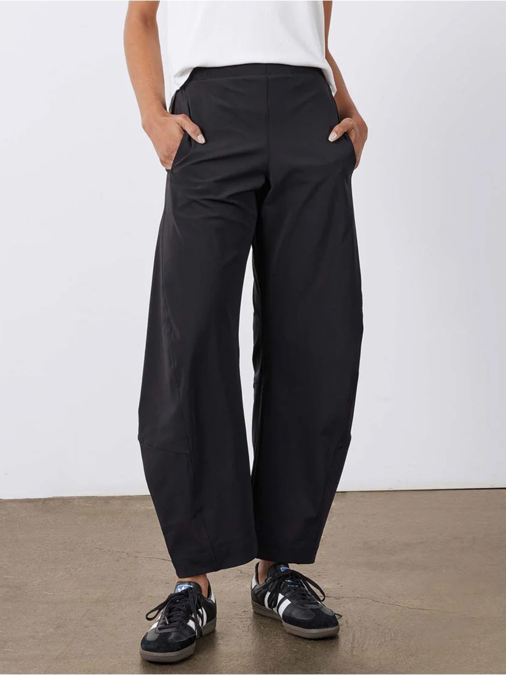 Ruti The On The Loose Work Pants in Black